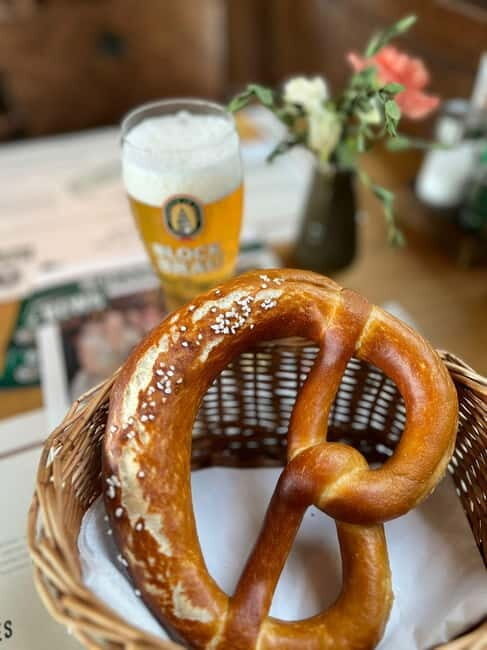 Hamburg Traditional Food Tour: Full Meal and Drinks - The walking route: St. Pauli piers plus historic and modern places