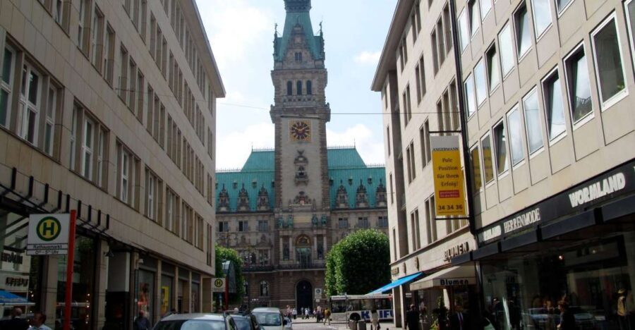 Hamburg: Walking Tour for School Groups - Choosing the Best Hamburg Route for Your Class