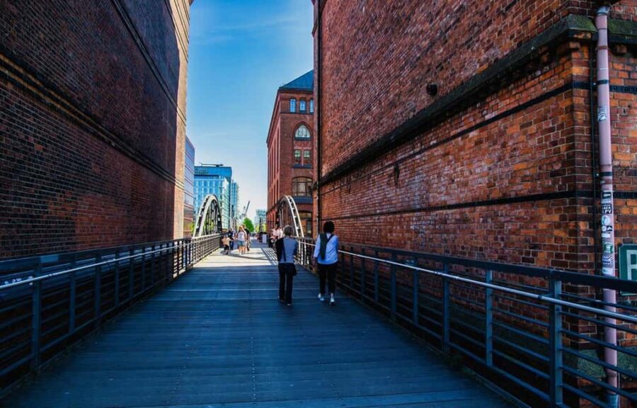 Hamburg: Westfield, Speicherstadt & Elbphilharmonie Tour - What the 2 hours feels like on your feet (and what to bring)
