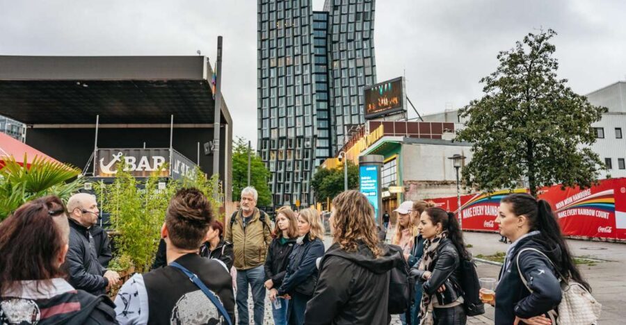 Hamburgs Highlights: Harbor Cruise & Reeperbahn Walking Tour - Getting to Landungsbrücken Pier 3 (Kapitän Prüsse) without stress