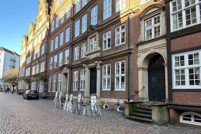 Hamburg's Historical Highlights: A Self-Guided Audio Tour - Crowds, Construction, and How to Keep the Walk Enjoyable