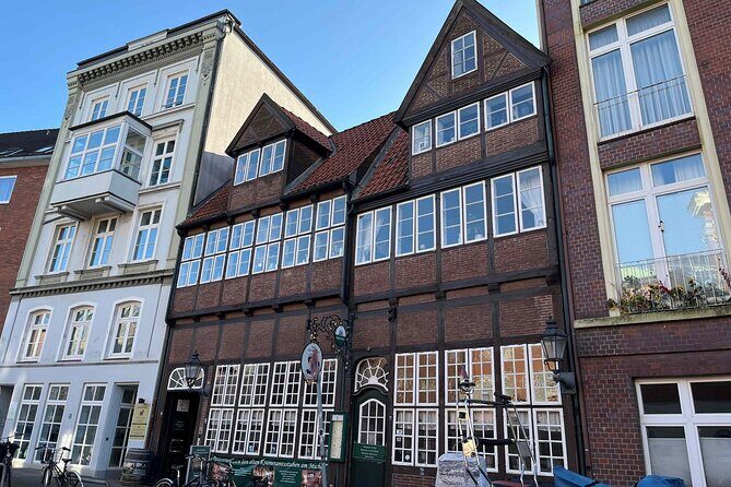 Hamburg's Historical Highlights: A Self-Guided Audio Tour - Price and Time: What $9.99 Buys You in Real Terms