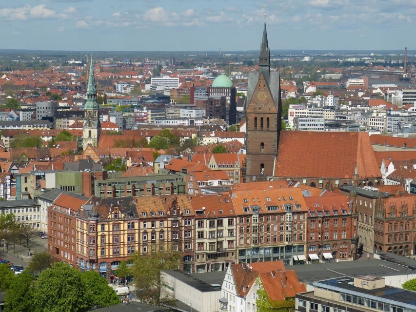 Hanover Center: Outdoor Escape Game - Language and group dynamics: what German-only means for you