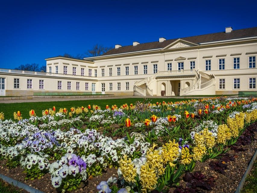 Hanover: Royal Gardens of Herrenhausen Guided Tour - The Grotto by Niki de Saint Phalle: When the Garden Changes Tone