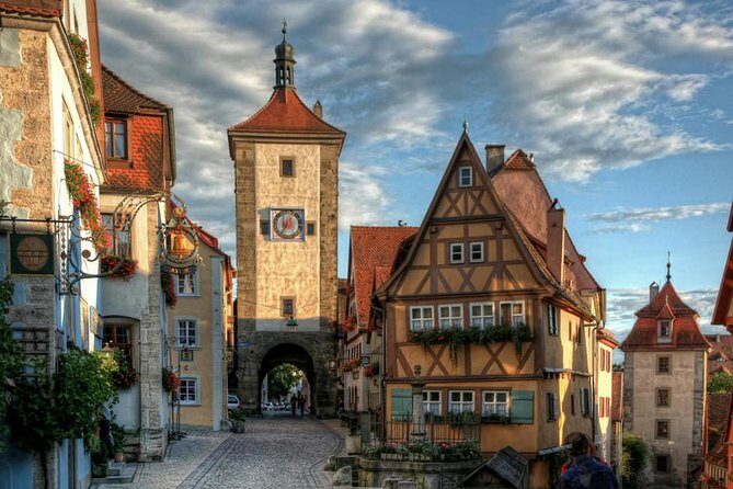 Heidelberg and Rothenburg Day Trip from Frankfurt - Why this Heidelberg + Rothenburg day trip makes sense