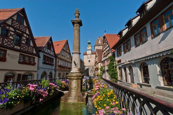 Heidelberg and Rothenburg Day Trip from Frankfurt - Rothenburg first walk: Plönlein, half-timbered streets, and the city walls