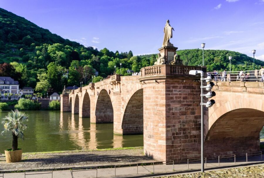 Heidelberg: Entertaining Guided Tour to Old Town Highlights - Old Bridge spot: when Turner’s paint met the view