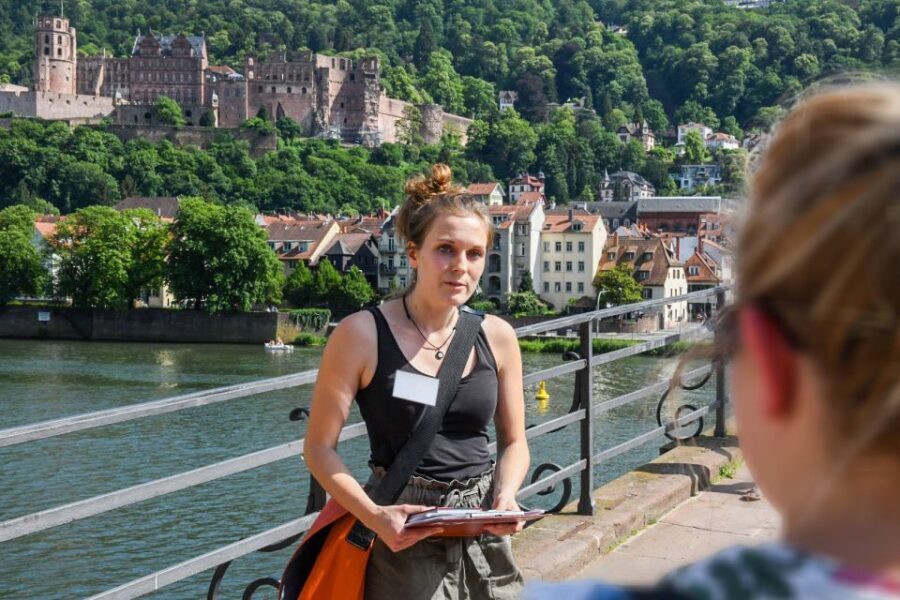 Heidelberg: Entertaining Guided Tour to Old Town Highlights - University of Heidelberg: learning in a 14th-century setting