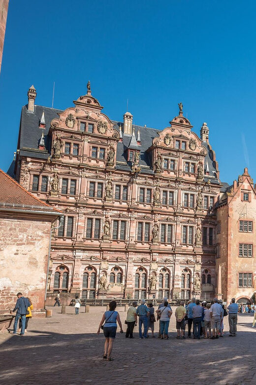 Heidelberg: Heidelberg Castle Garden & Outside Private Tour - Courtyard time: Old Town views with real context