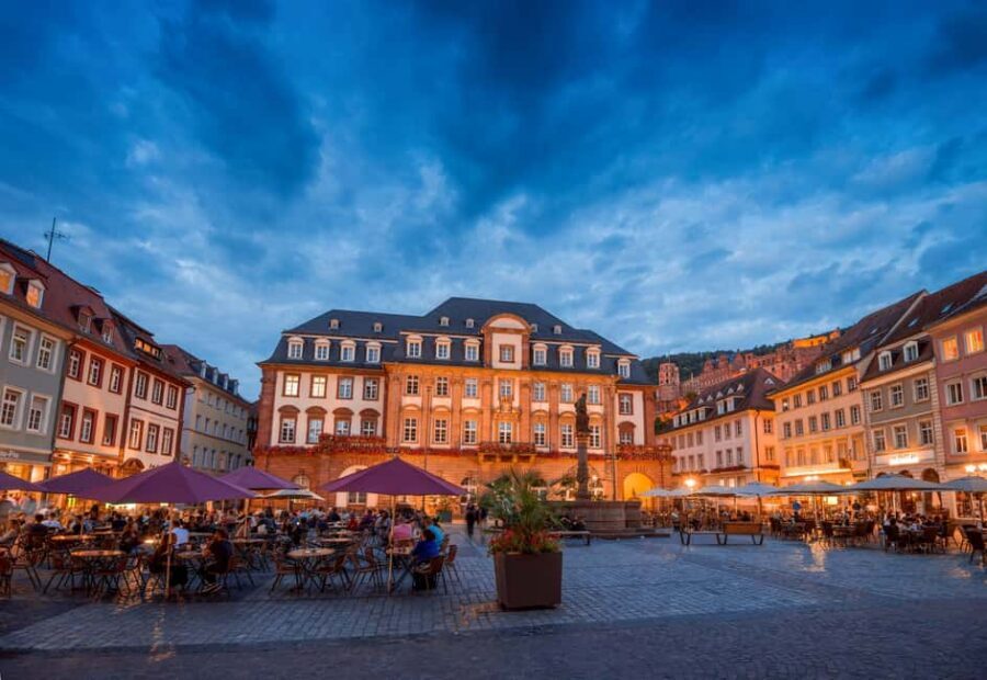 Heidelberg: Pub crawl through the old town, drinks included - Starting at the Market Square Fountain (and why that matters)