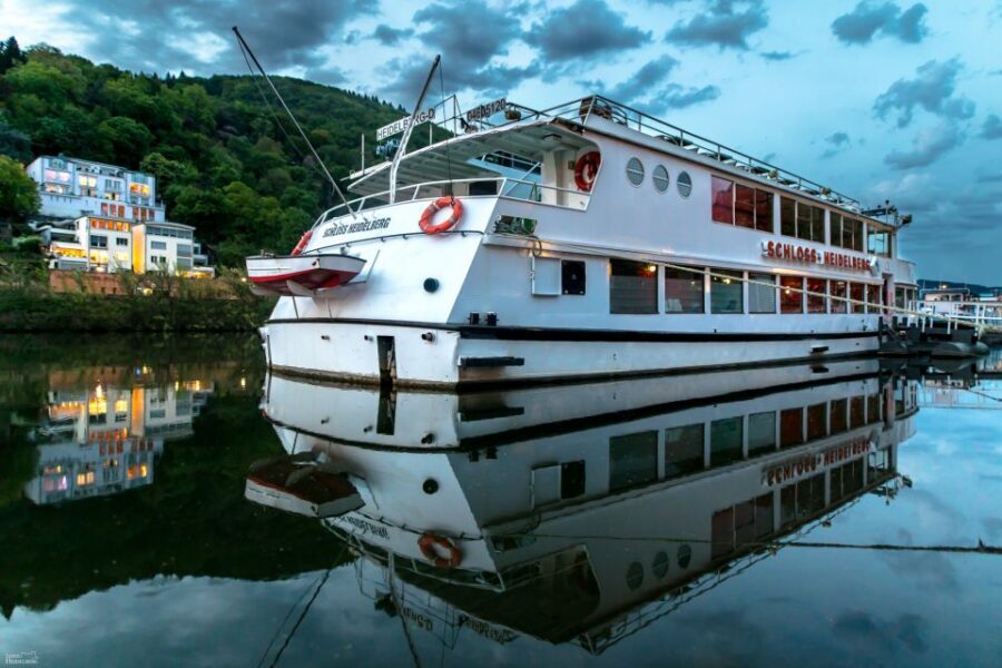 Heidelberg: Sightseeing Boat Tour with Mulled Wine - Wieblingen Weir Bridge: The Short Detour That Adds Variety