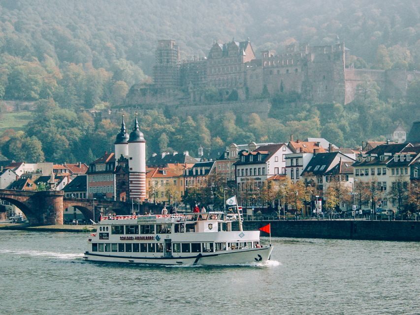 Heidelberg: Sightseeing Boat Tour with Mulled Wine - From Anleger Nr. 5 to the Heated Cabin: Getting Ready in Cold Weather