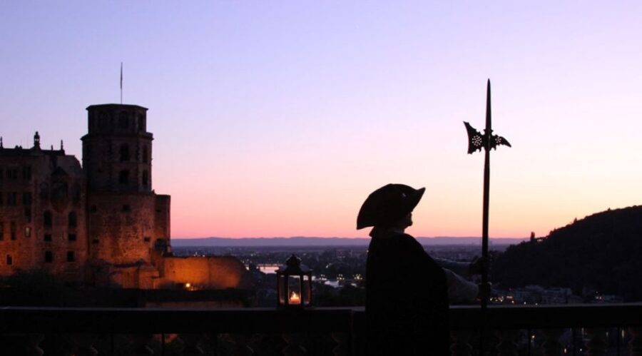 Heidelberg: Torchlight Tour with a Night Watchman - Where the tour starts: Market Square and the Hercules Fountain