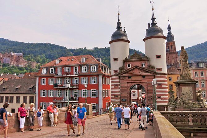 Heidelberg's Altstadt: A Self-Guided Audio Tour - Kornmarkt and the Stadthalle edge: place names that tell time