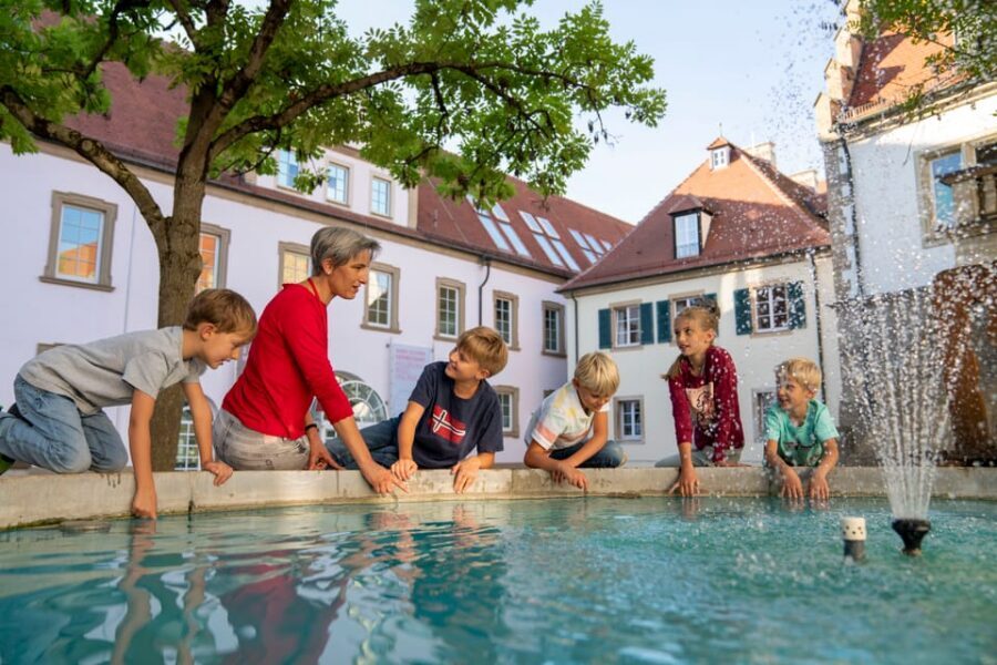 Heilbronn: Kleine Citytour am Samstag - Heilbronn towers and the Neckar wine-and-city feel
