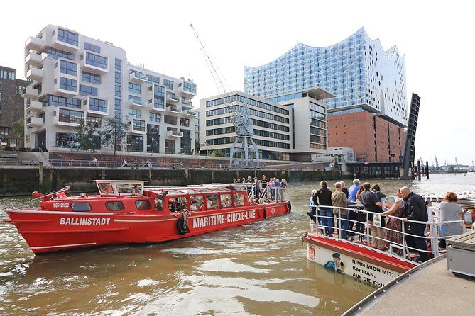 Hop-on hop-off on the water with the Maritime Circle Line in Hamburg - Price and Value: What $24.03 Really Buys