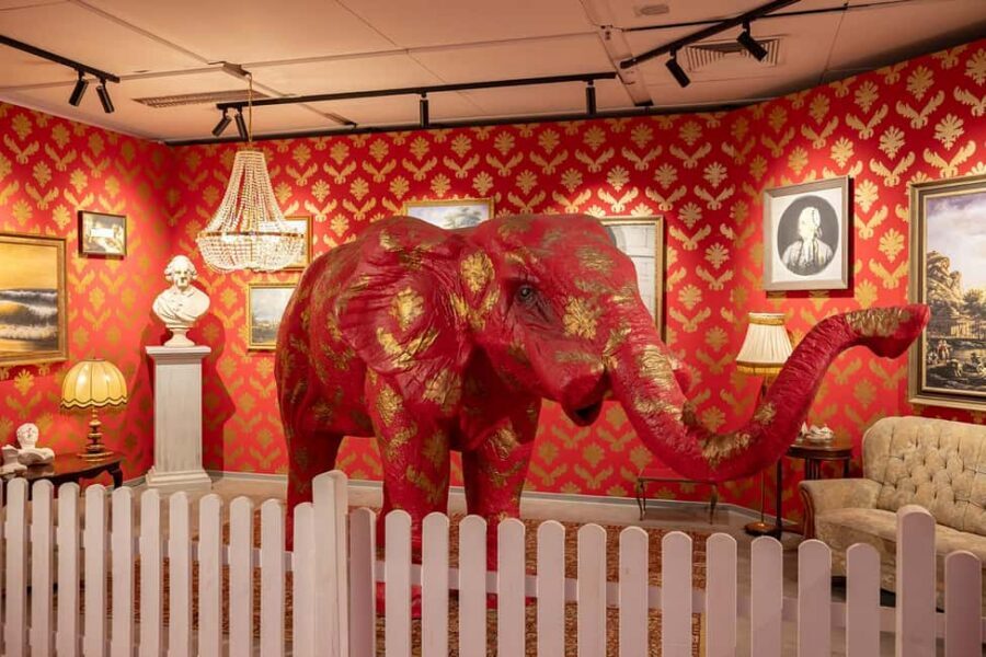 House of Banksy Leipzig – An Unauthorized Exhibition - The unauthorized angle: why the reproductions feel urgent
