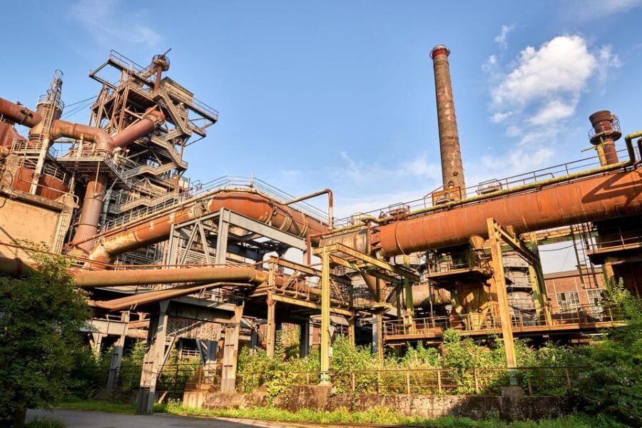 Hut tour Duisburg-Nord Landscape Park - Where the Meiderich furnace story starts