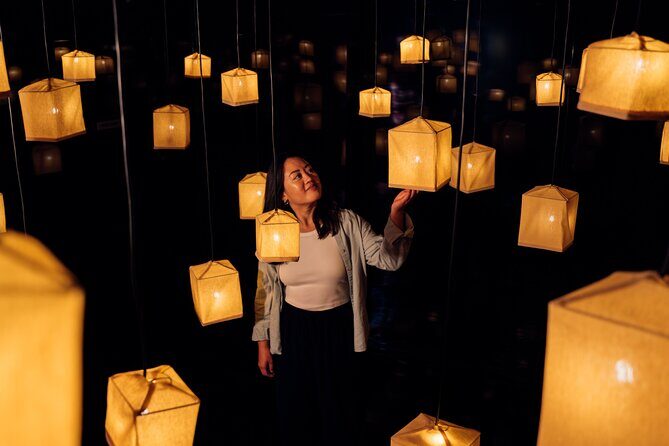IKONO Berlin Immersive Experience - Crowds and the family factor: how to avoid the most common complaints