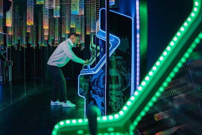IKONO Berlin Immersive Experience - Getting there with your mobile ticket (and what to plan for)