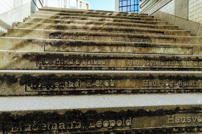 In Search of Jewish Berlin Walking Tour - Auguststraße 11–13: a Jewish Girls’ School in New Objectivity style