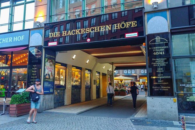 In Search of Jewish Berlin Walking Tour - Block der Frauen: solidarity shown by non-Jewish wives and relatives