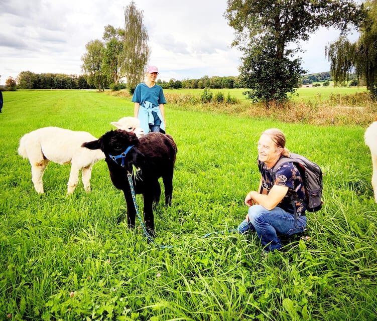 Jettingen-Scheppach: Alpaca hike through the Mindeltal - Quick Reasons You’ll Want to Go