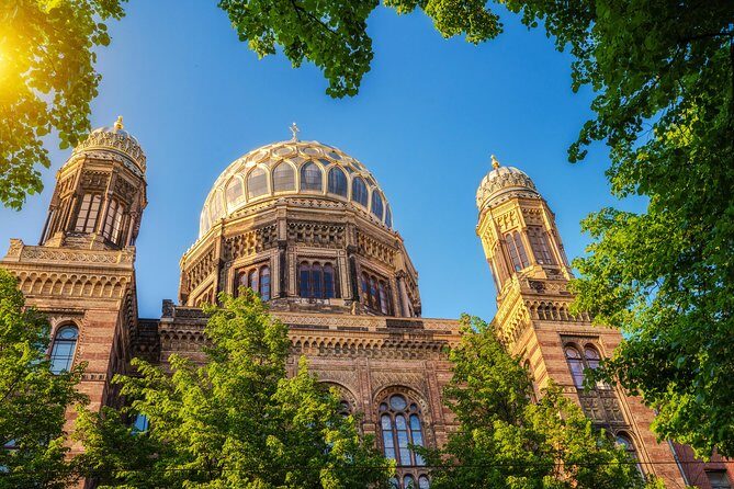 Jewish Berlin Extended (private Walking tour - 5 Hours) - Jewish Berlin hits harder with a guide than with a map