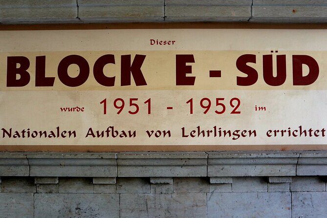Karl-Marx-Allee Tour: Life and Architecture in East Berlin - Laubenganghäuser: Hans Scharoun’s postwar modernism and the utopia that got shut down