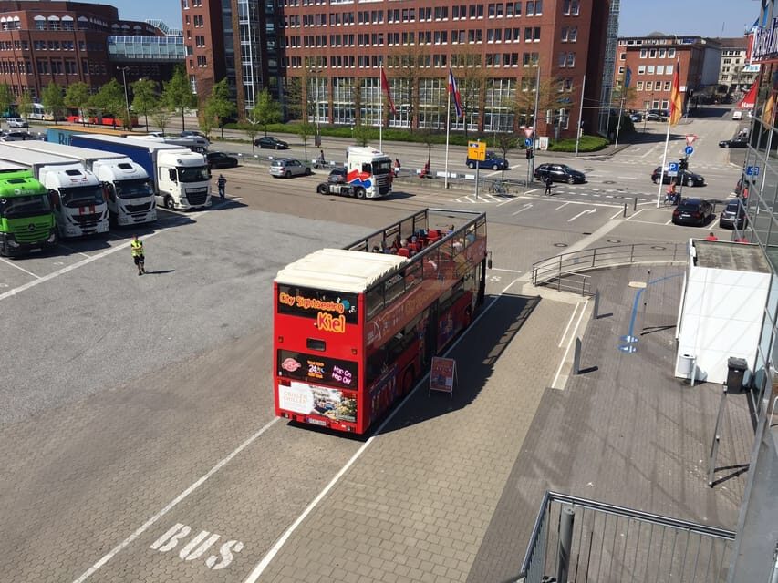 Kiel: City Sightseeing Hop-On Hop-Off Bus Tour - Holtenau: lighthouse views and the City Hall Tower “spot”