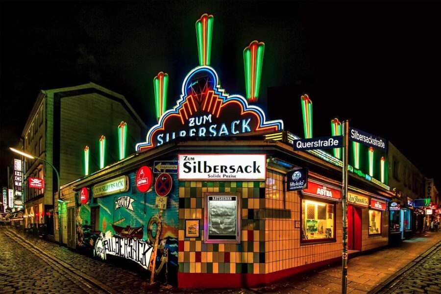 KIEZ SPEED TOUR/ADULTS ONLY - 1h - Kiez Speed Tour: Key Takeaways Before You Walk Reeperbahn