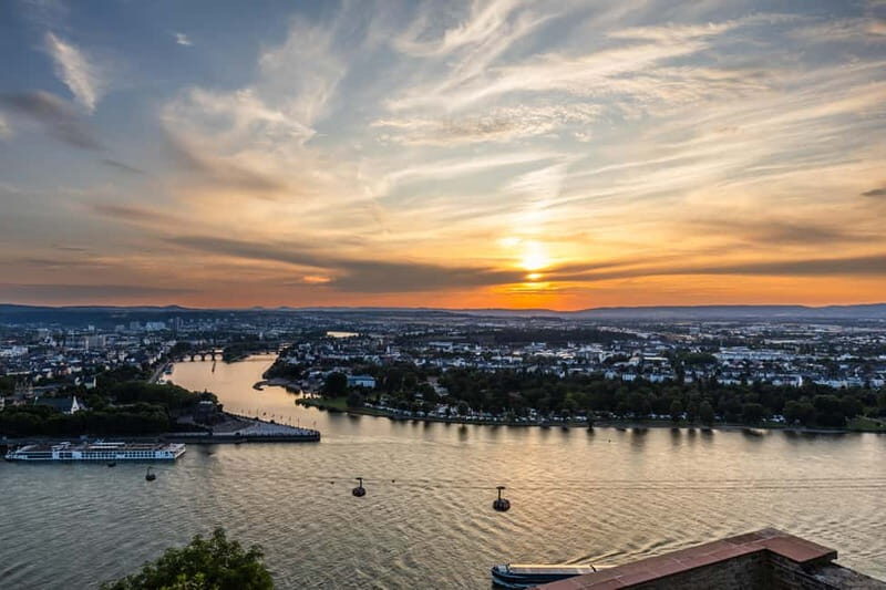 Koblenz: Cable car tickets with optional admission to Ehrenbreitstein Fortress - Enjoying the view: how to get the most out of a ride that feels short