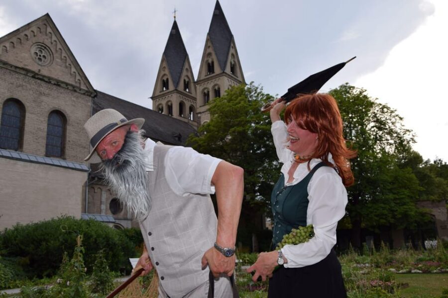 Koblenz: Guided tour Moselle kisses Rhine - Madame Mosella and Rhenus: the 5-minute reason to go