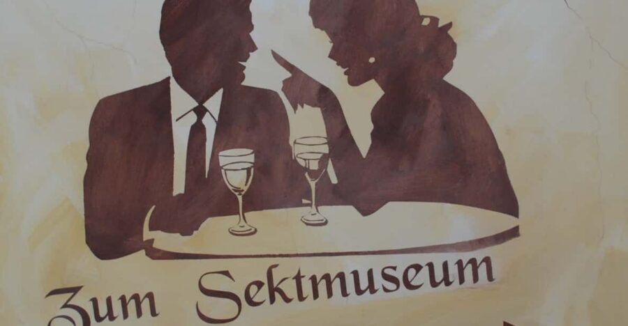 Koblenz: Wein-& Sektgeschichte(n) incl. Wein/Sekt Verkostung - Key takeaways before you go