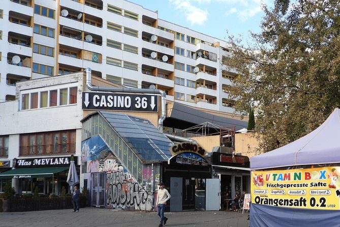 Kreuzberg Tour – Kriminell und kuschelig - Oranienstraße Backyards: What Working-Class Life Looked Like