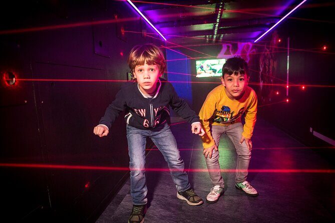 LEGOLAND Discovery Centre Berlin Admission Ticket - Build and Race LEGO Cars: Where Kids Feel Competence
