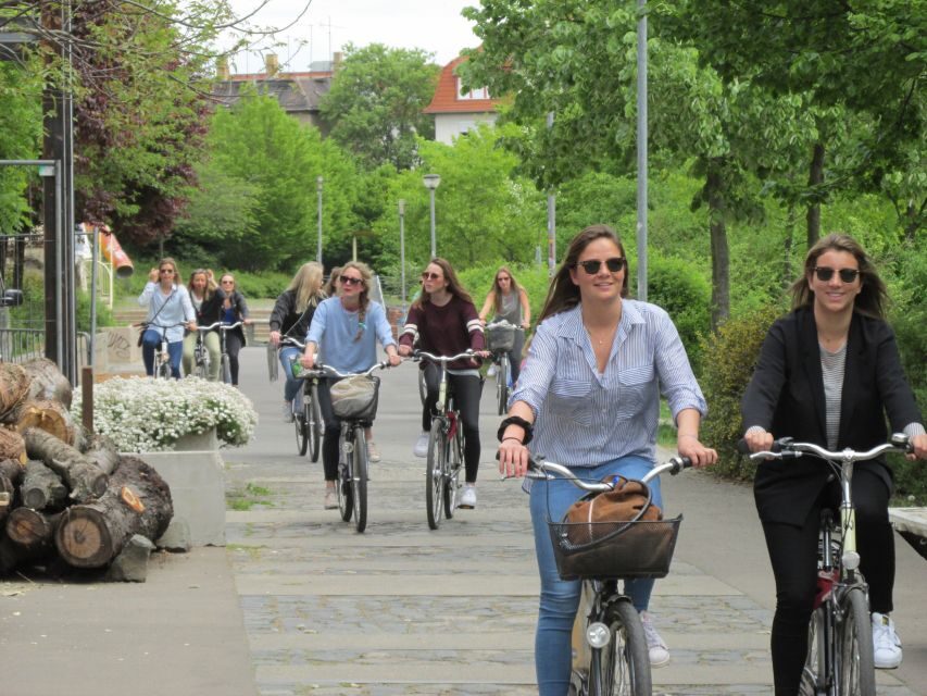 Leipzig: 3-Hour Guided Bike Tour - The Ride Setup: Pace, Group Size, and What You Should Bring