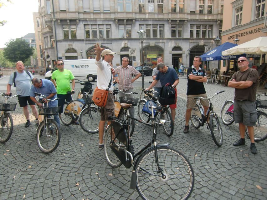 Leipzig: 3-Hour Guided Bike Tour - The New Town Hall (Neues Rathaus): Big Civic Energy