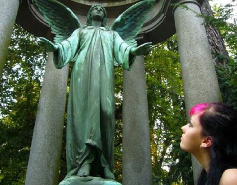 Leipzig: Guided Tour of the Southern Cemetery - Key highlights you’ll care about