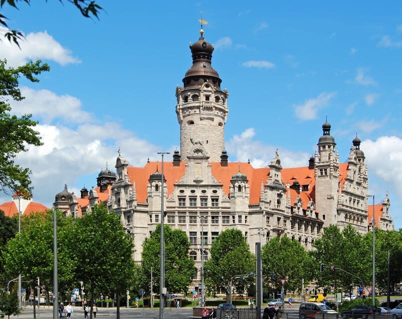 Leipzig: Guided tour through the New Town Hall - Key highlights worth penciling in