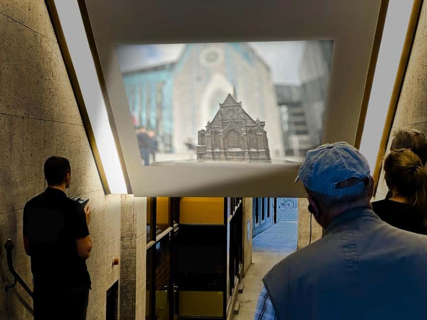 Leipzig Night Watchman 2.0: modern evening tour – entertaining & visually stunning! - Quick hits: what makes this Night Watchman 2.0 different