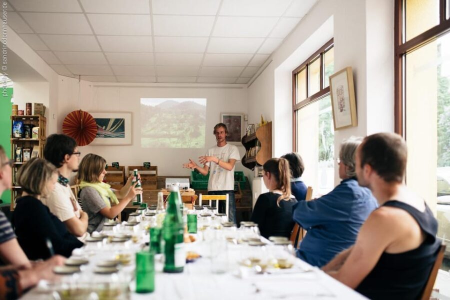 Leipzig oil mill: guided tour & tasting - Cold-pressed organic oil tasting: how to make it worthwhile