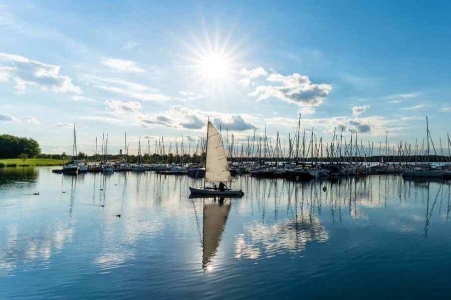 Leipzig: Private bike tour to the Neuseenland with certified guide - Lake Cospuden: your snack, coffee, and photo break