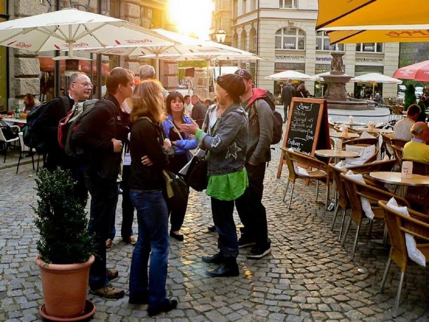 Leipzig: True or false? Walking Tour and Interactive Game - Practical Tips to Get the Most From the True-or-False Format