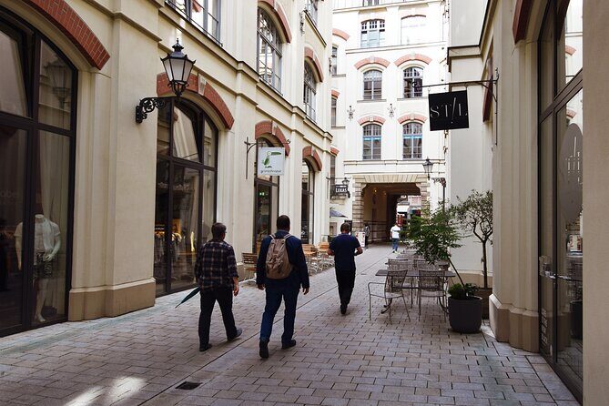 Leipzig's Courtyards and Passages - Guided Tour for a Private Group - From Mädlerpassage to the Next Doorway: What You’ll Actually Walk Through