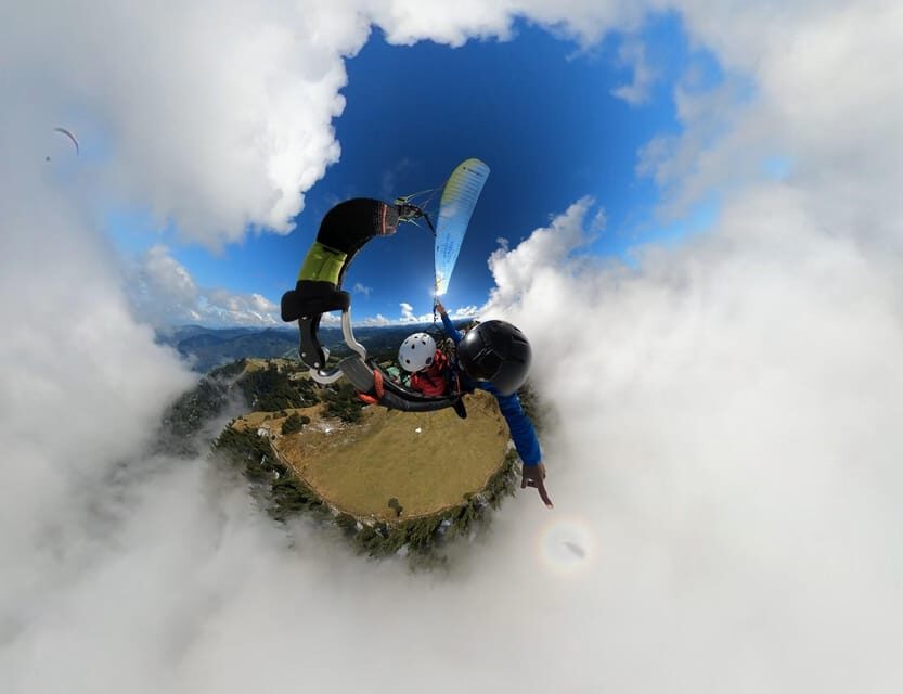 Lenggries: Tandem Paragliding Flight - What to Wear: Simple Gear That Helps You Enjoy It More