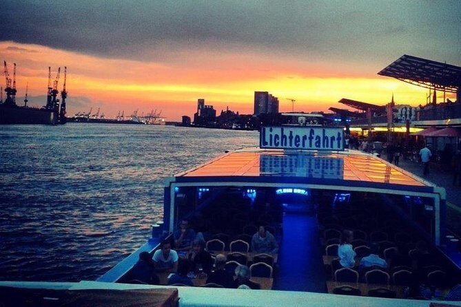Lights tour through the port of Hamburg and to the historic warehouse district - The Language Setup: Live German, English Audio via the App