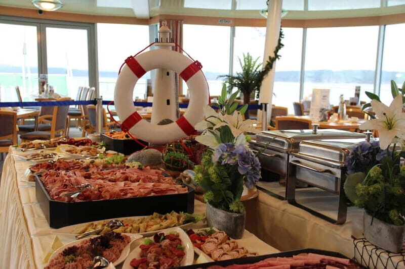 Loreley-Rhinecruise with All-Inclusive Brunch Buffet - The 2.5-hour boat trip: pace, views, and what to pack mentally