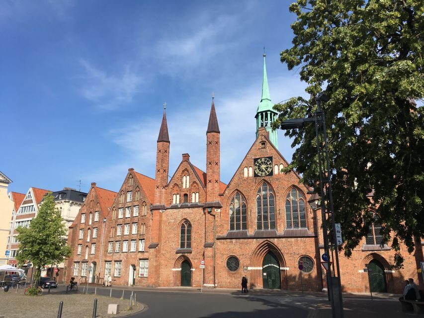 Lübeck: Architecture and Local Craft Private Guided Tour - Hanseatic Streets: Medieval Expansion, Sagging Houses, and Gable Changes