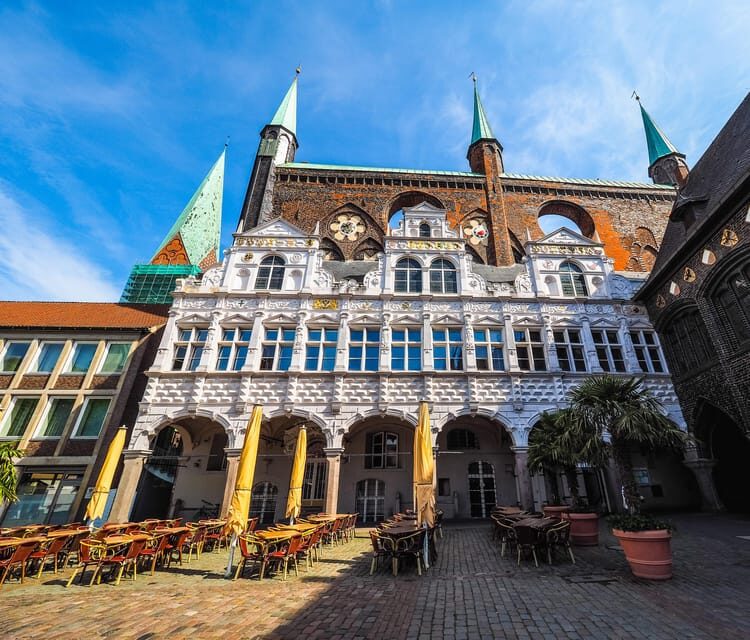 Lübeck: Express Walk with a Local - Should you book Lübeck Express Walk with a Local?